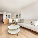 Metro Swietokrzyska Chic Apartment