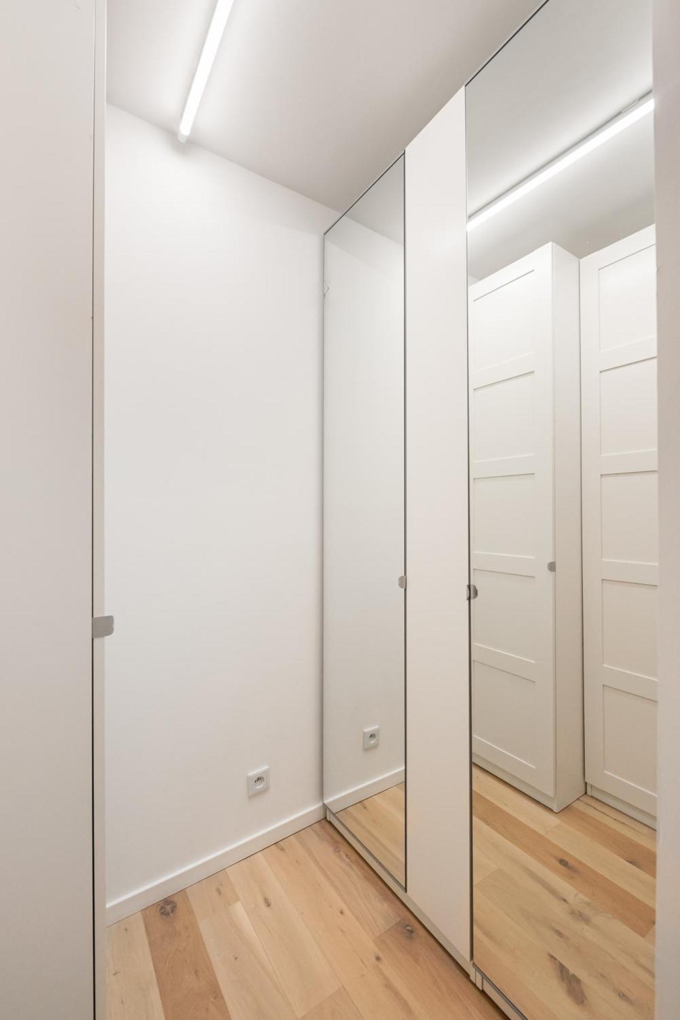 Apartament Metro Swietokrzyska Chic *